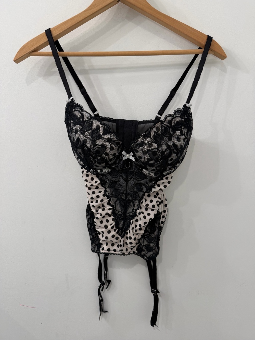NWOT Victoria’s Secret Polka Dot and Black Lace Push Up Brassier Corset